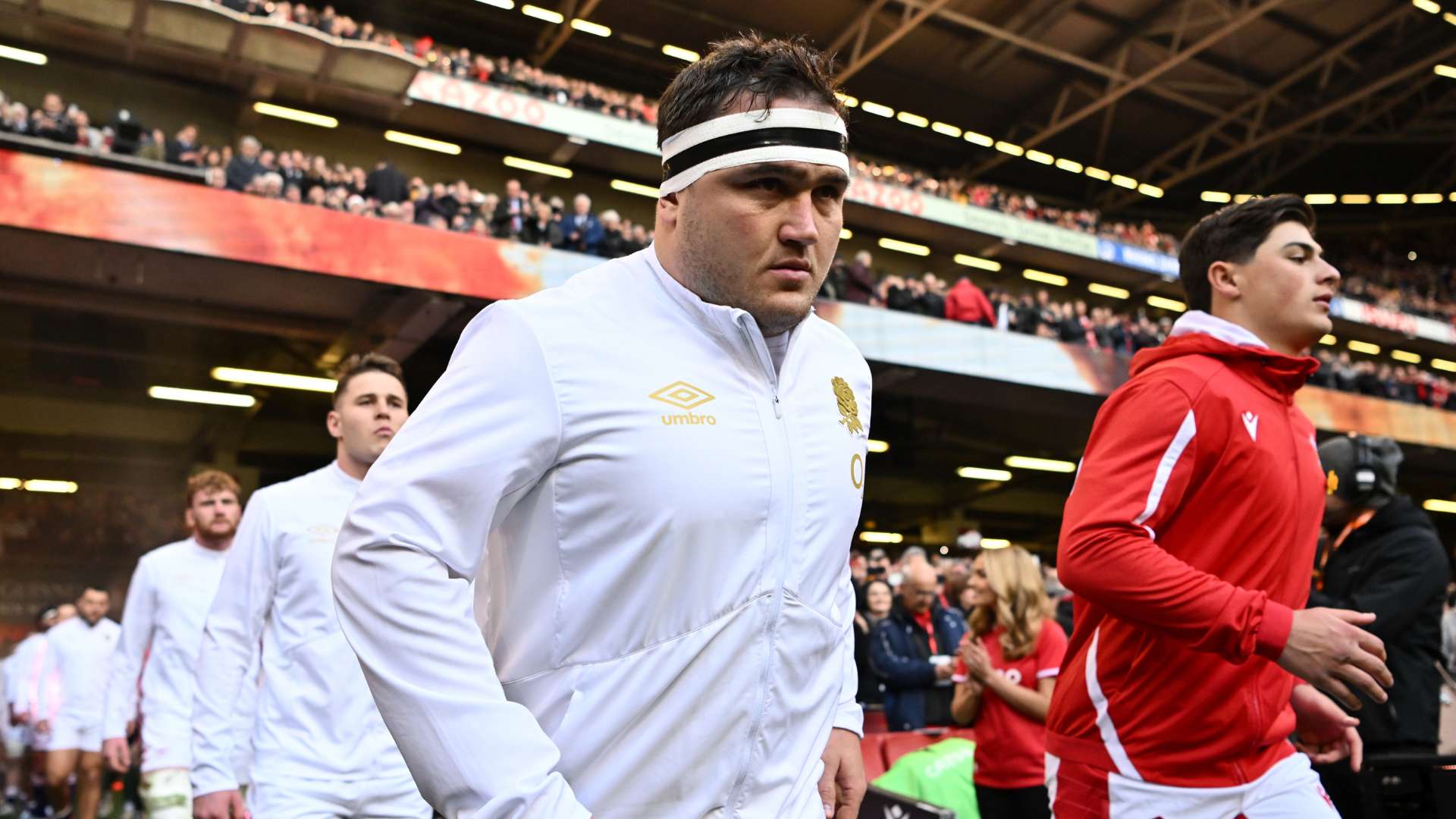 爭激烈的英 爭激烈的英