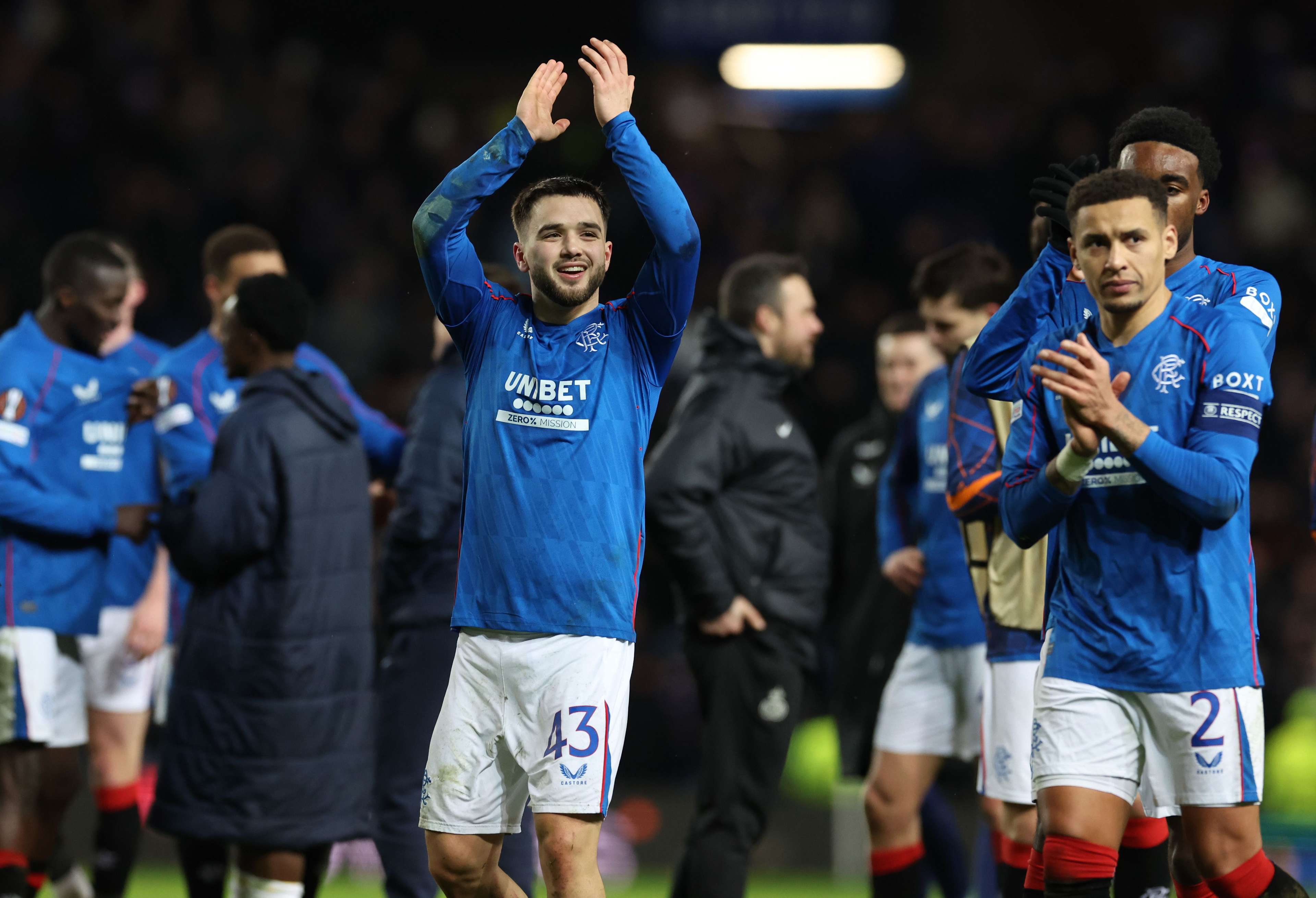 仅是他职业 仅是他职业